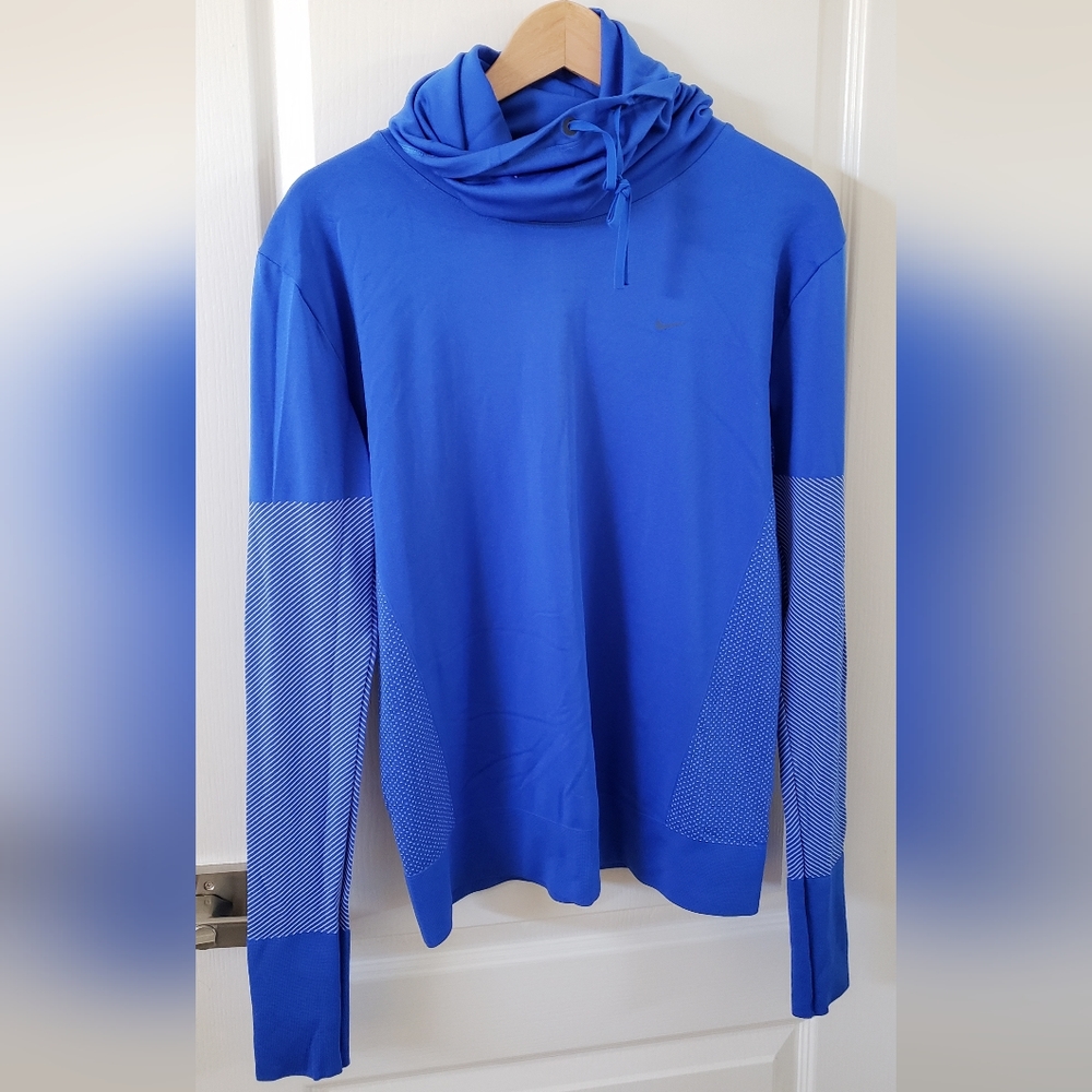 NWOT Nike women's blue and white turtleneck pullover sweater, size M